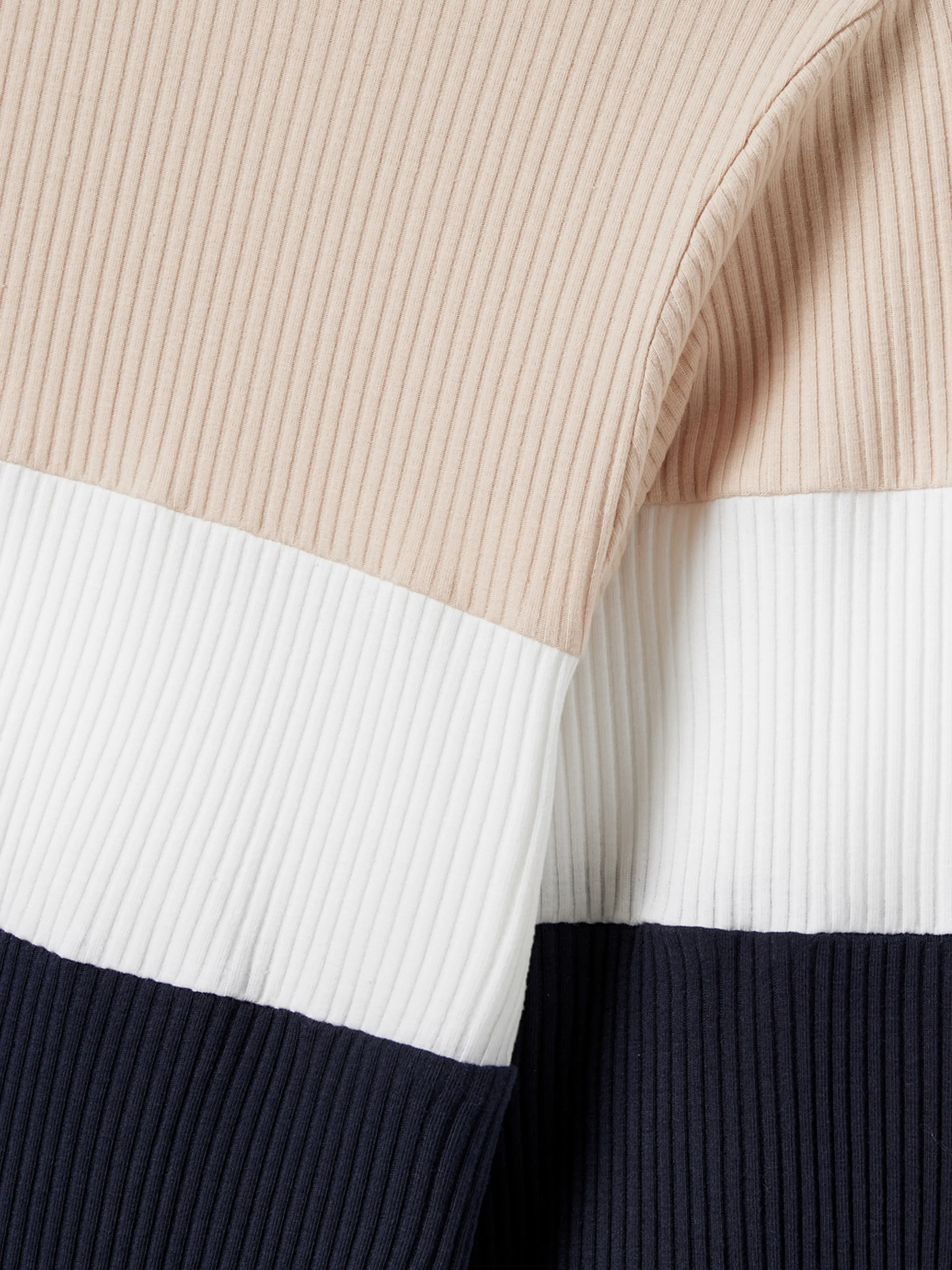 Family Matching Color-Block Knit Long-Sleeved Dresses And Tops Sets Multi-color - Image 19