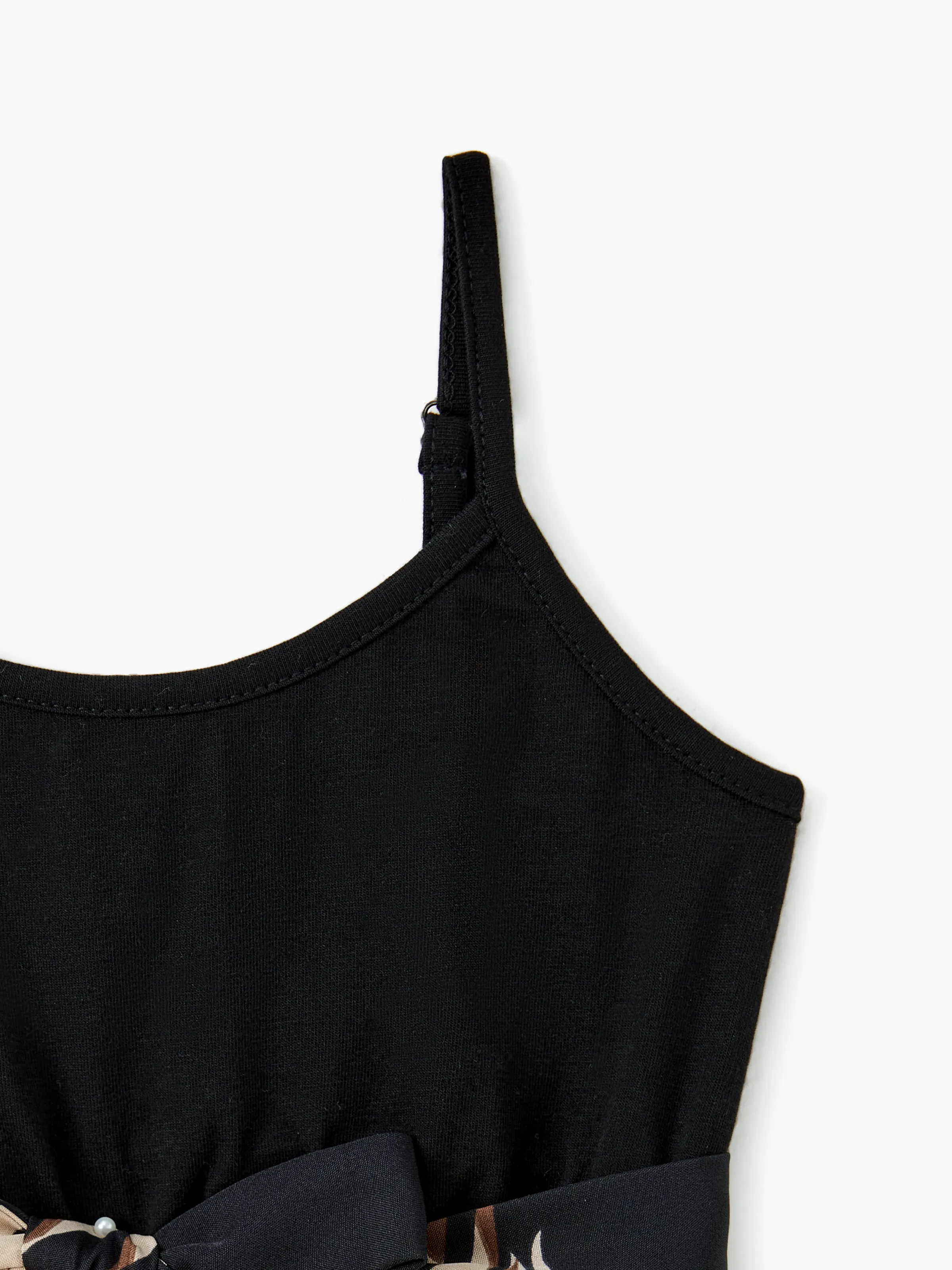 Family Matching Floral Print Belted Cami Dresses And Solid Short Sleeve Tops Sets Black - Image 10