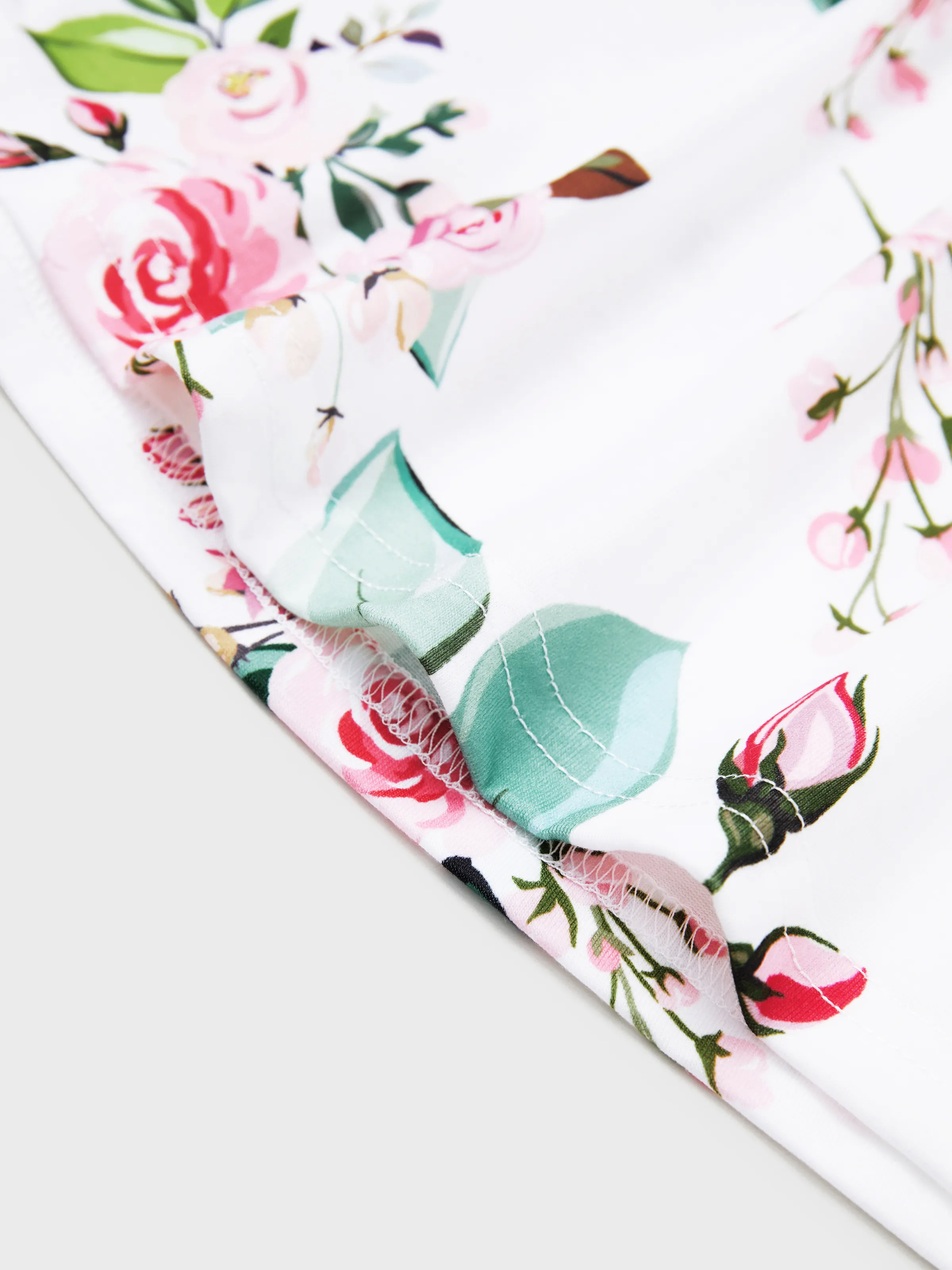 Family Matching Pink Sleeveless Splicing Floral Print Midi Dresses and Colorblock Short-sleeve Polo Shirts Sets Pink - Image 6